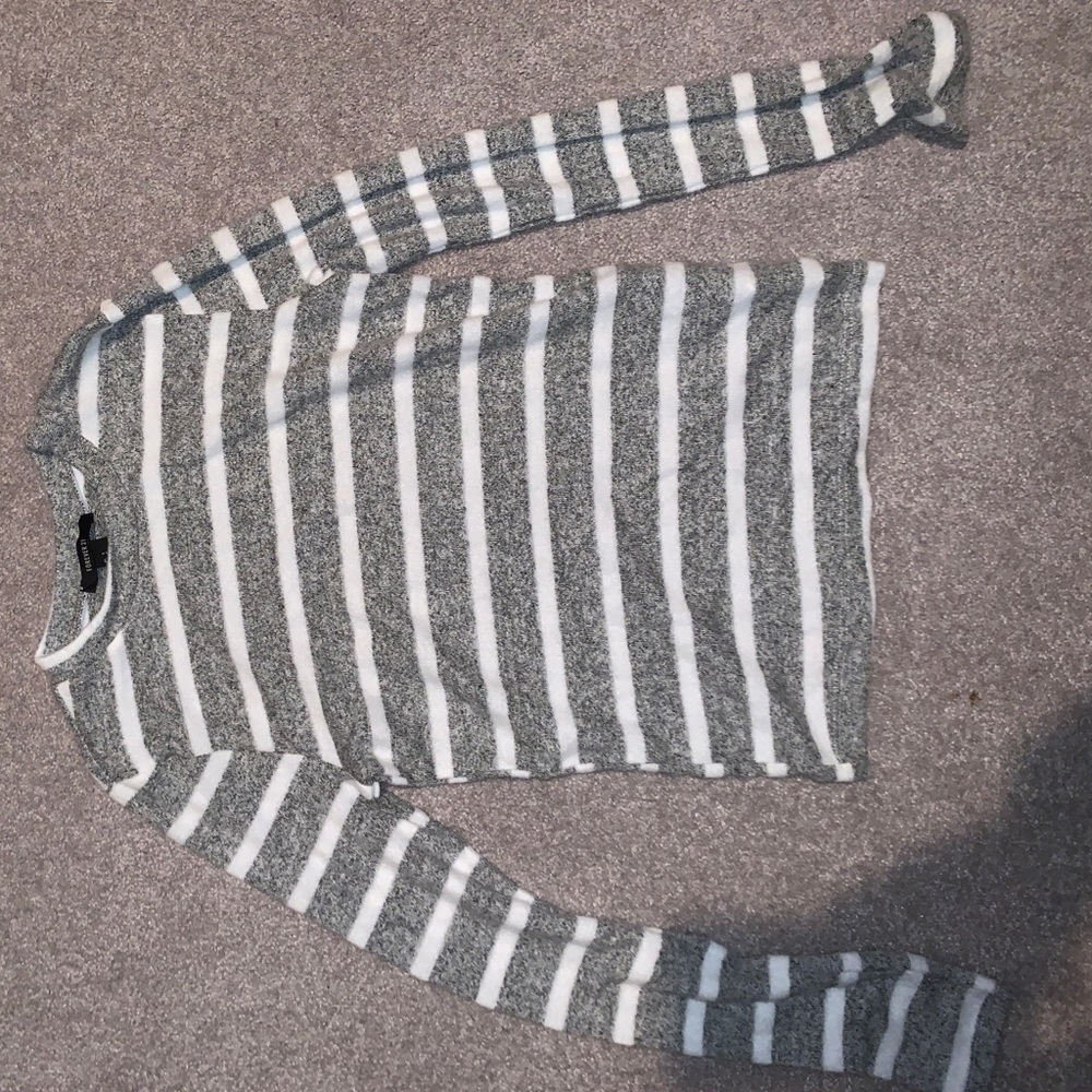 Long sleeve tee